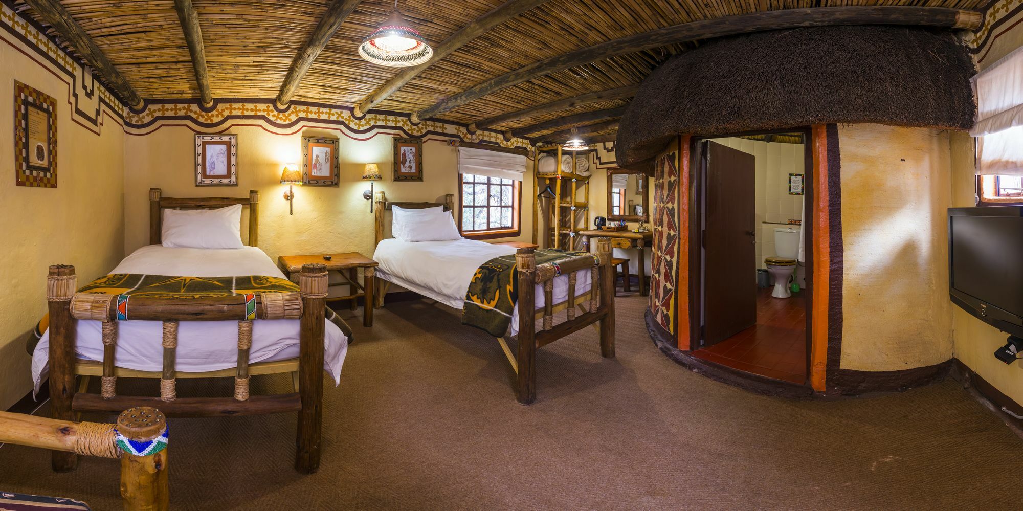 Aha Lesedi African Lodge & Cultural Village Broederstroom Exterior foto