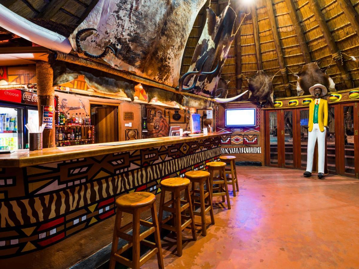 Aha Lesedi African Lodge & Cultural Village Broederstroom Exterior foto