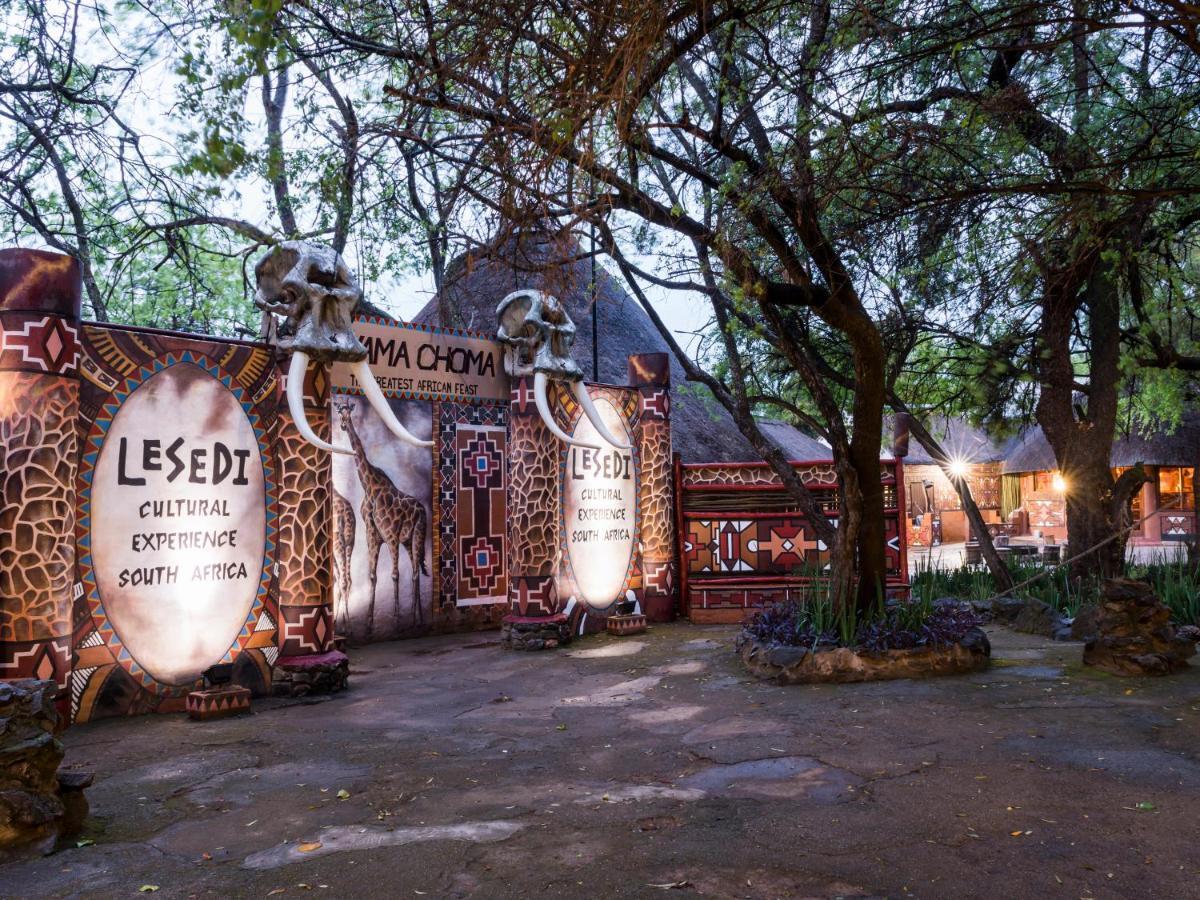 Aha Lesedi African Lodge & Cultural Village Broederstroom Exterior foto