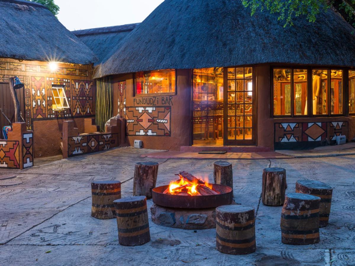 Aha Lesedi African Lodge & Cultural Village Broederstroom Exterior foto