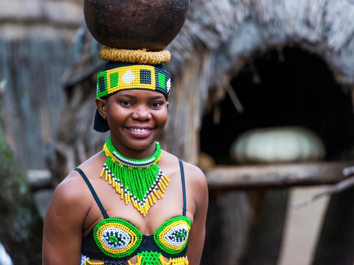 Aha Lesedi African Lodge & Cultural Village Broederstroom Exterior foto