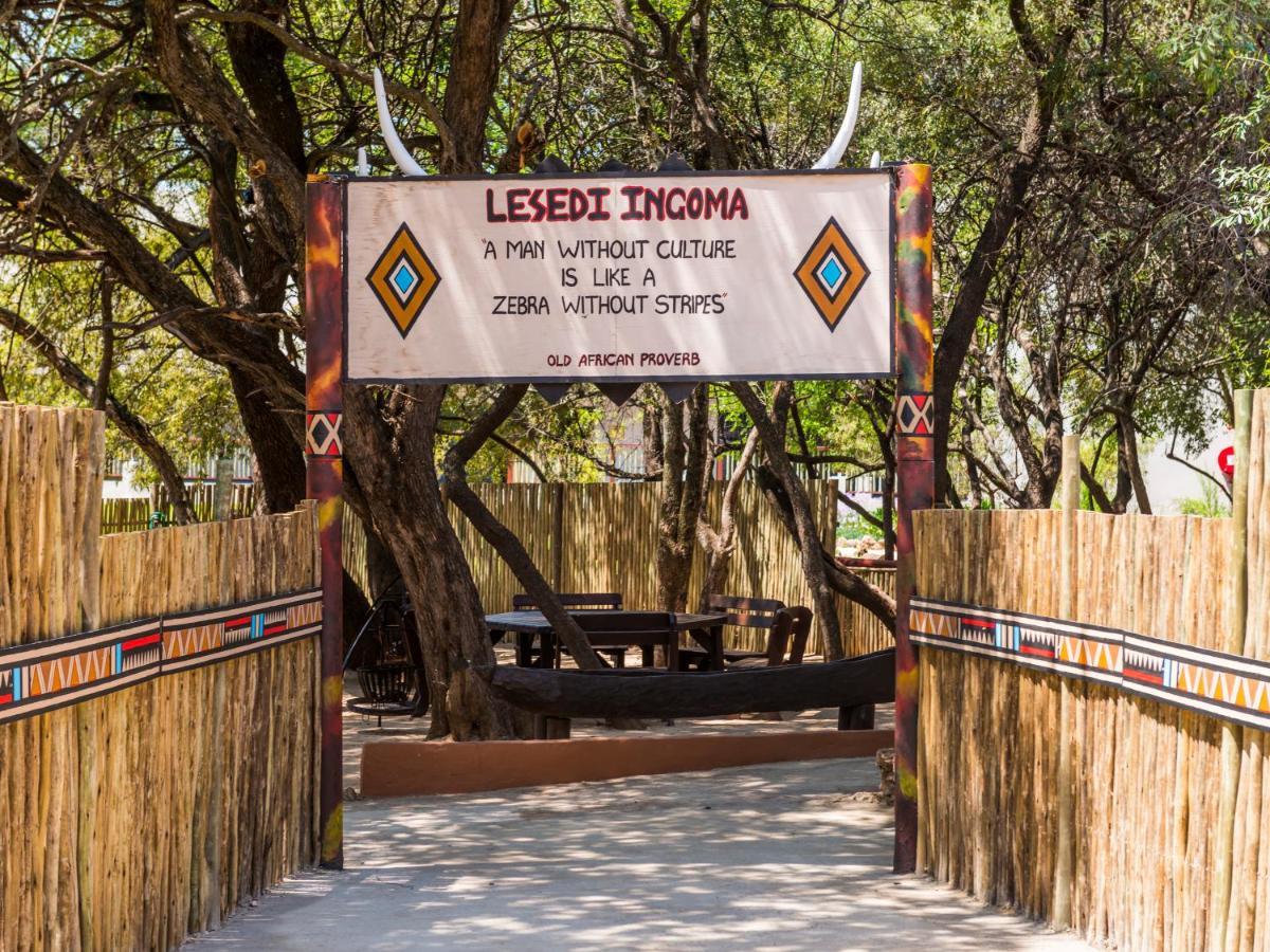Aha Lesedi African Lodge & Cultural Village Broederstroom Exterior foto